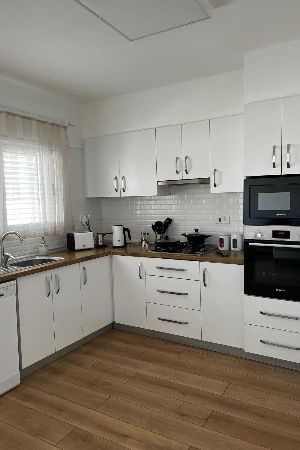 Stylish 3 Bedroom In Kyrenia Northern Cyprus *