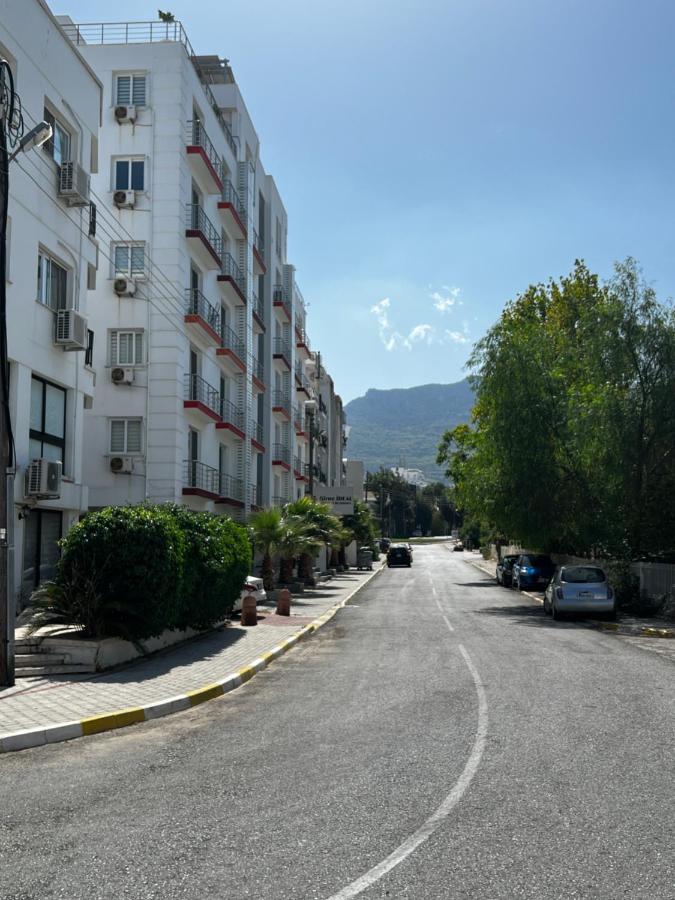 Stylish 3 Bedroom In Kyrenia Northern Cyprus Appartement *